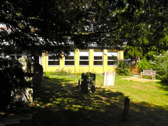 ChurchyardGarden110816